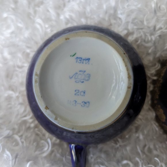 Lomonosov Porcelain Golden Frieze Cobalt 2 Tea Cups Saucers - 22 Karat Gold - Picture 3 of 11